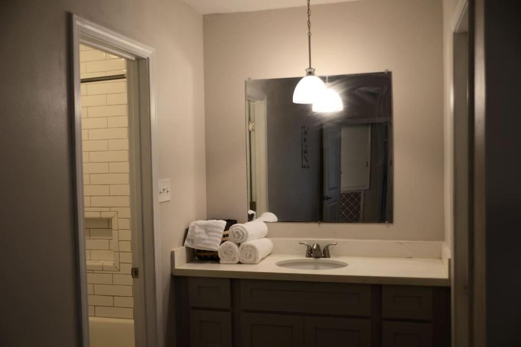 דנהאם ספרינגס Comfortable 3 Bed, 2 Bath, Pet Friendly Home Close To Baton Rouge מראה חיצוני תמונה