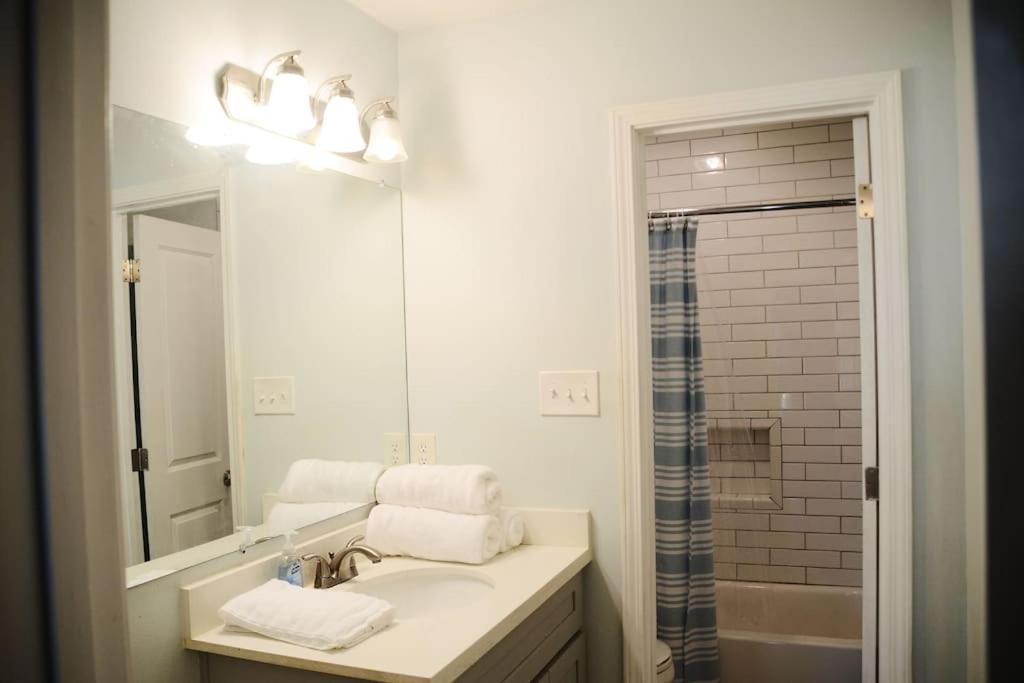 דנהאם ספרינגס Comfortable 3 Bed, 2 Bath, Pet Friendly Home Close To Baton Rouge מראה חיצוני תמונה